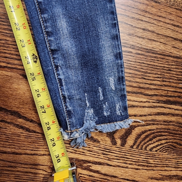 Tricot Distressed Blue Denim Jeans - Picture 6 of 6
